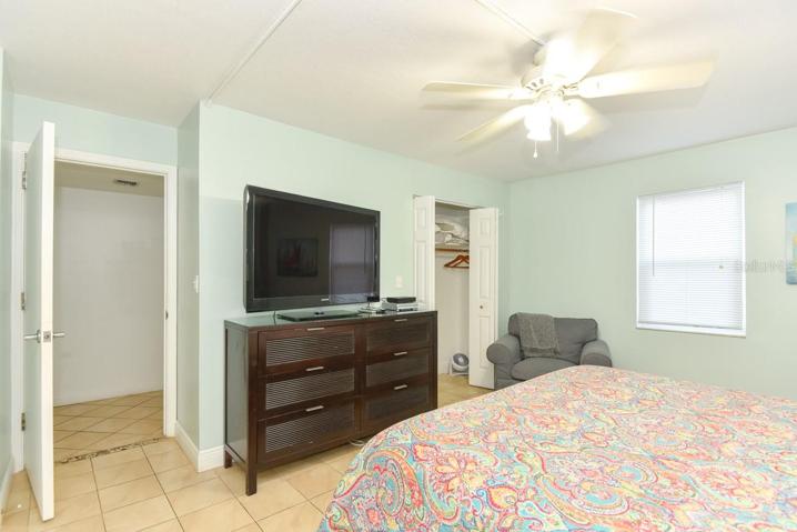 GUESTROOM 1