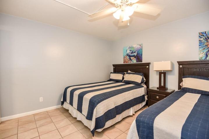 GUESTROOM 2