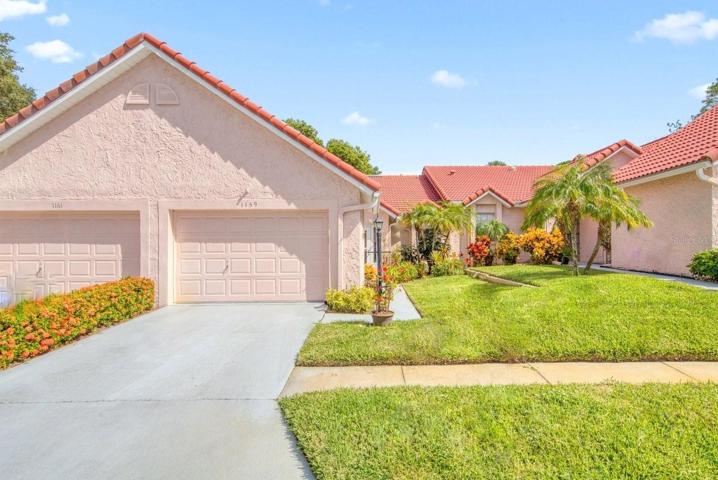 Welcome home! Desirable Golf View Villas home on a quiet dead end street~