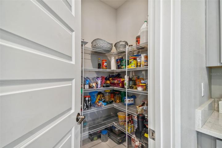 kitchen walk-in pantry