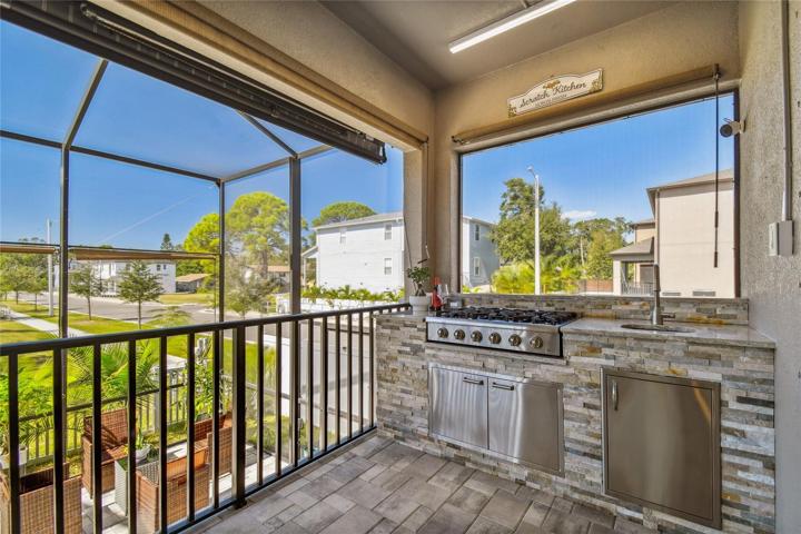 outdoor kitchen with 6 burners stove