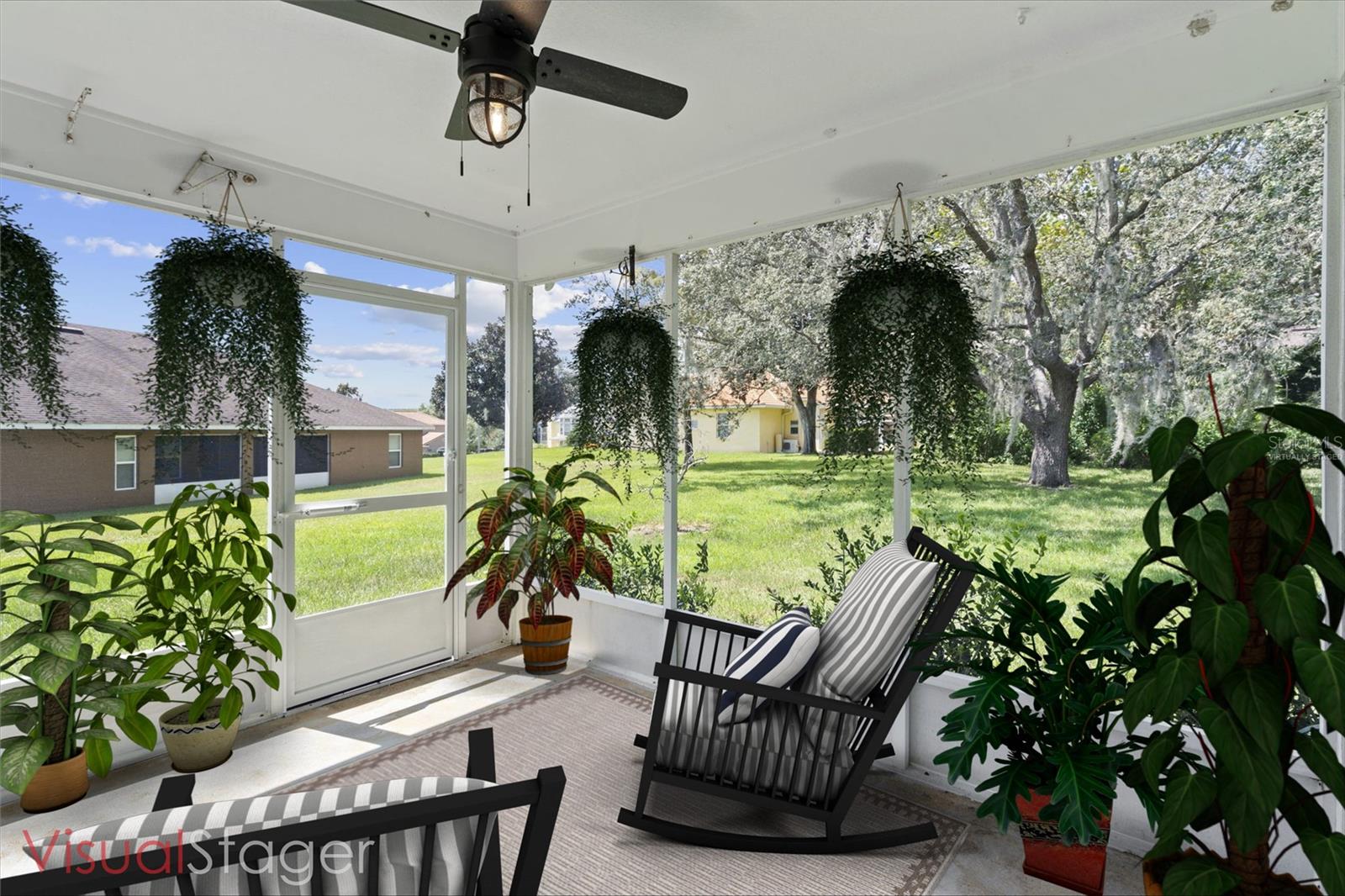 Virtually staged patio