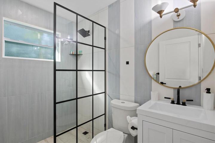 Guest House Bathroom