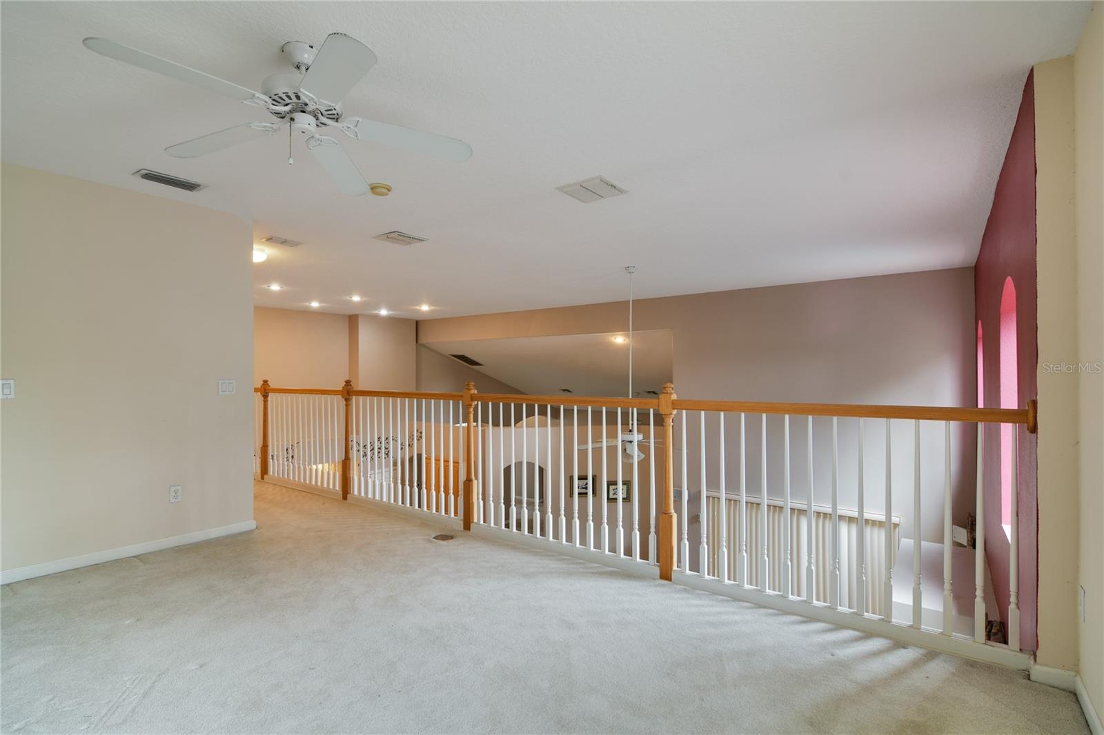 BONUS/LOFT.