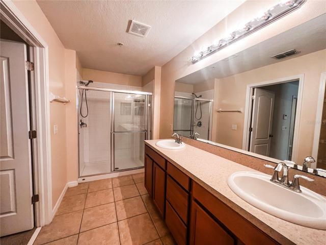 Walk-in shower