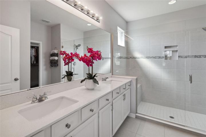 Double sinks with quartz vanties