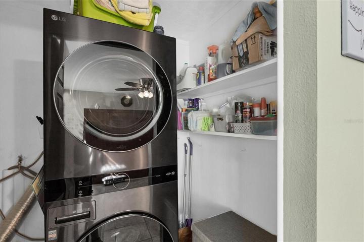 Washer/Dryer in closet