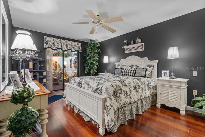 Guest bedroom