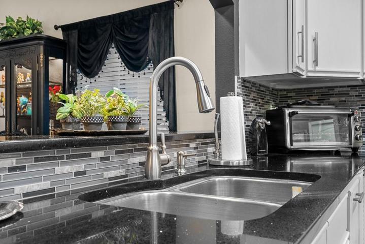 Quartz counter tops