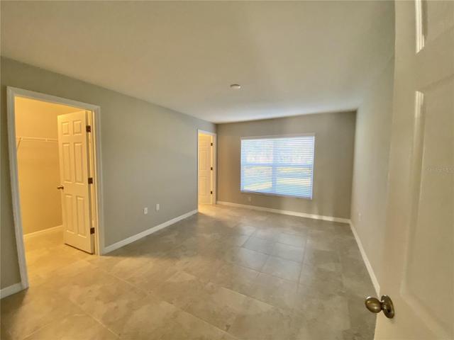 Master Bdrm with walk-in closet