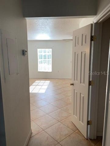view upon entry to the kitchen and livingroom