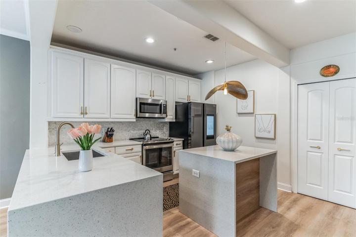 Open Kitchen