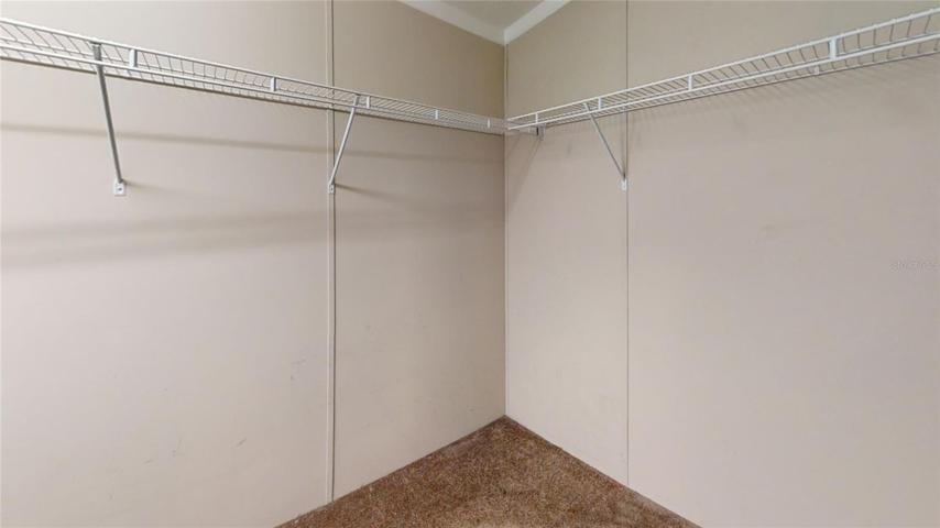 Walk-in Closet