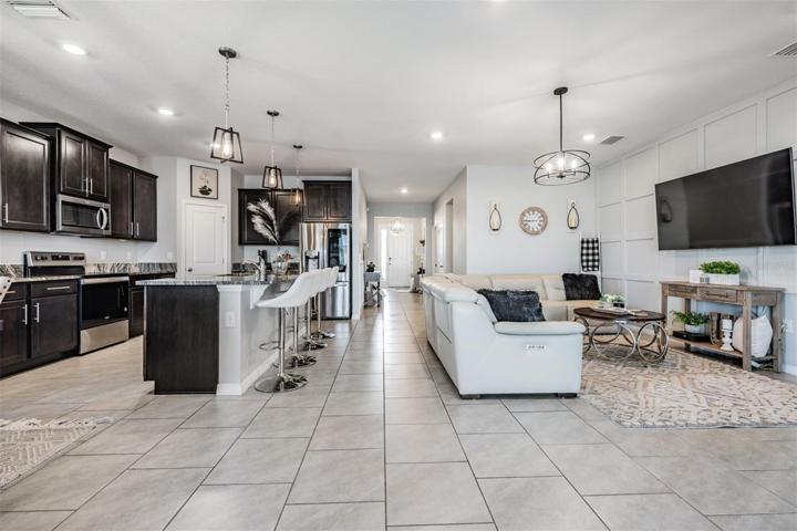 GREAT ROOM/KITCHEN
