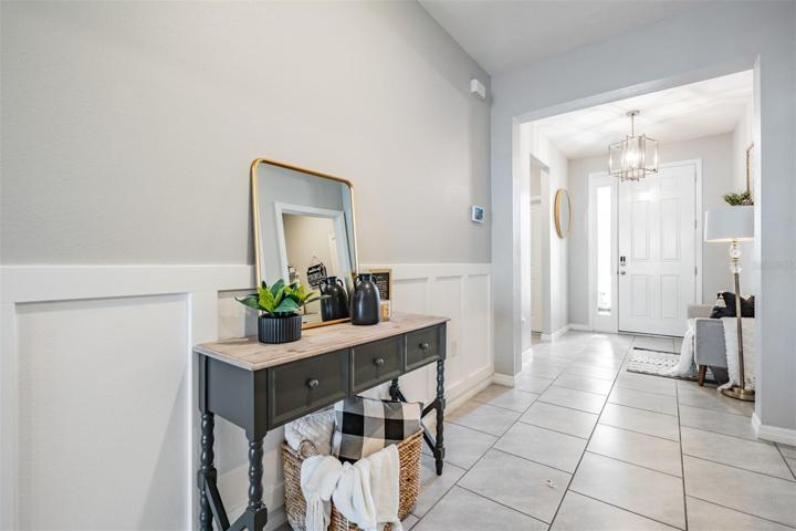 FOYER