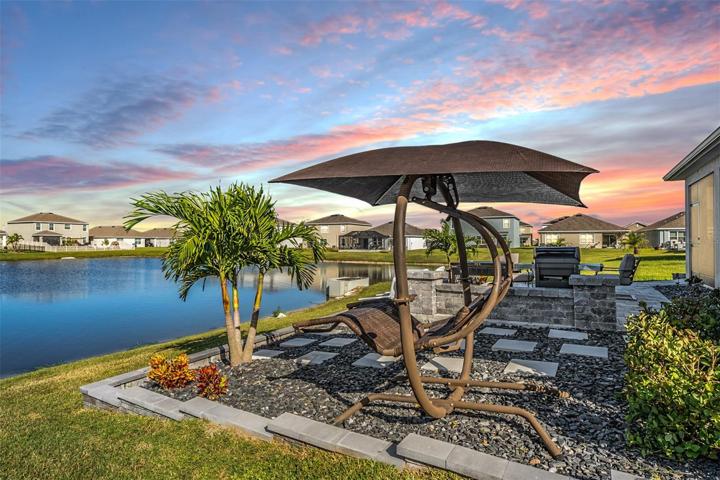 BACK PATIO OASIS