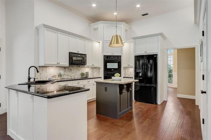 Lovely kitchen in the heart of this home!