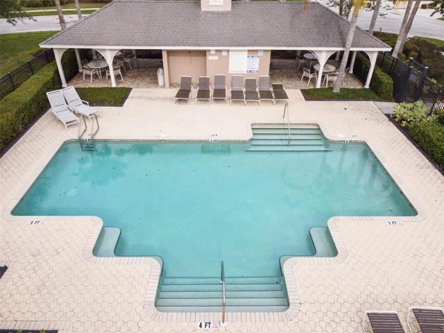 Deerfields Pool