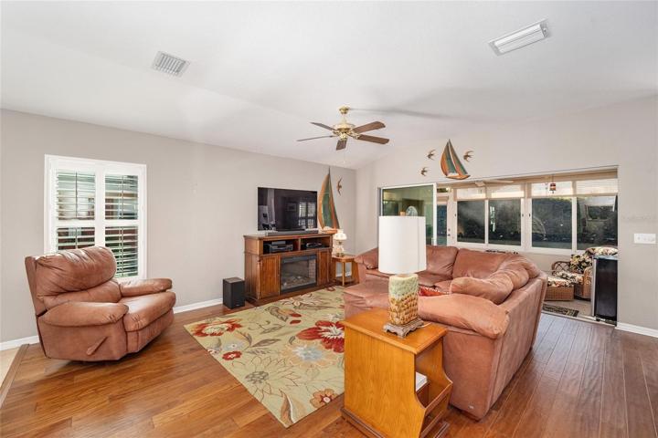 Vaulted and 9 Ft Ceiling