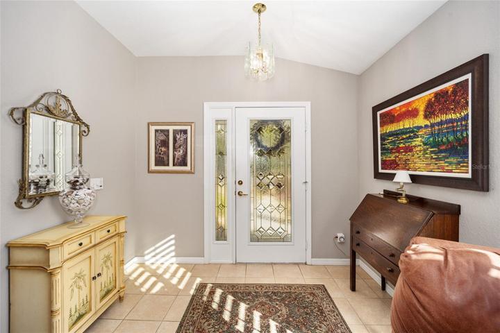 Foyer Entry