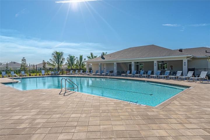 Large pool at Clubhouse
