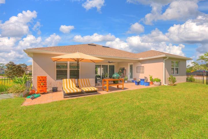 Lovely, sunny back yard
