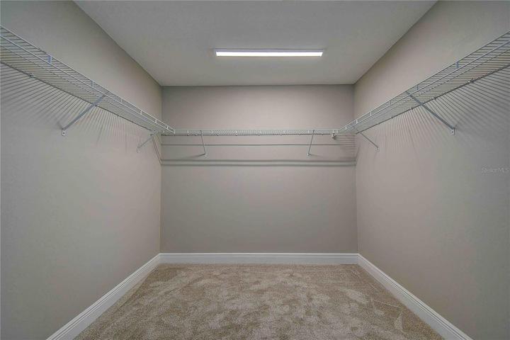 Newly painted, newly carpeted bedrooms, and a huge walk in master closet!