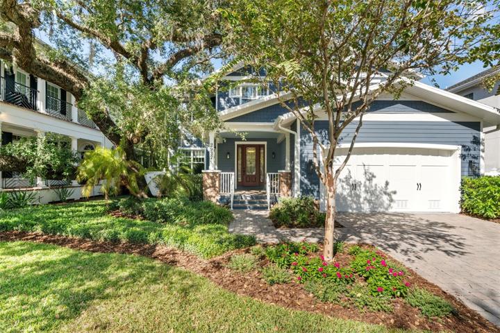 2937 Bayshore Court