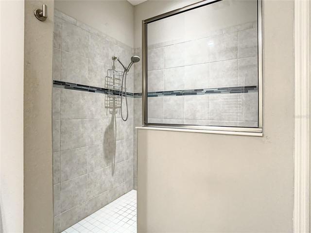 Master Bath Walk In Shower