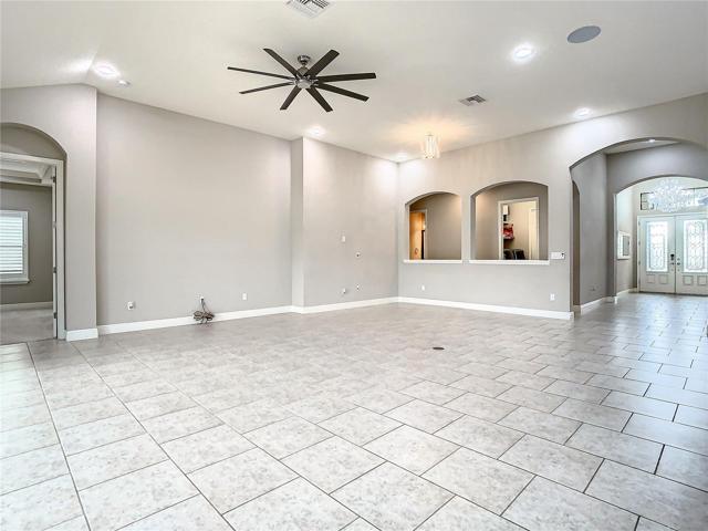 Open Grand Room