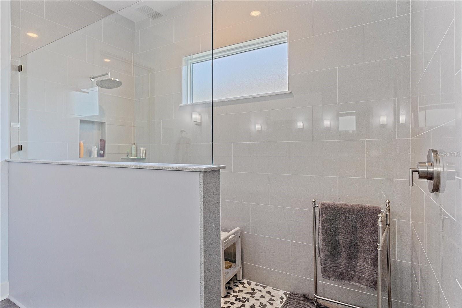 Primary shower