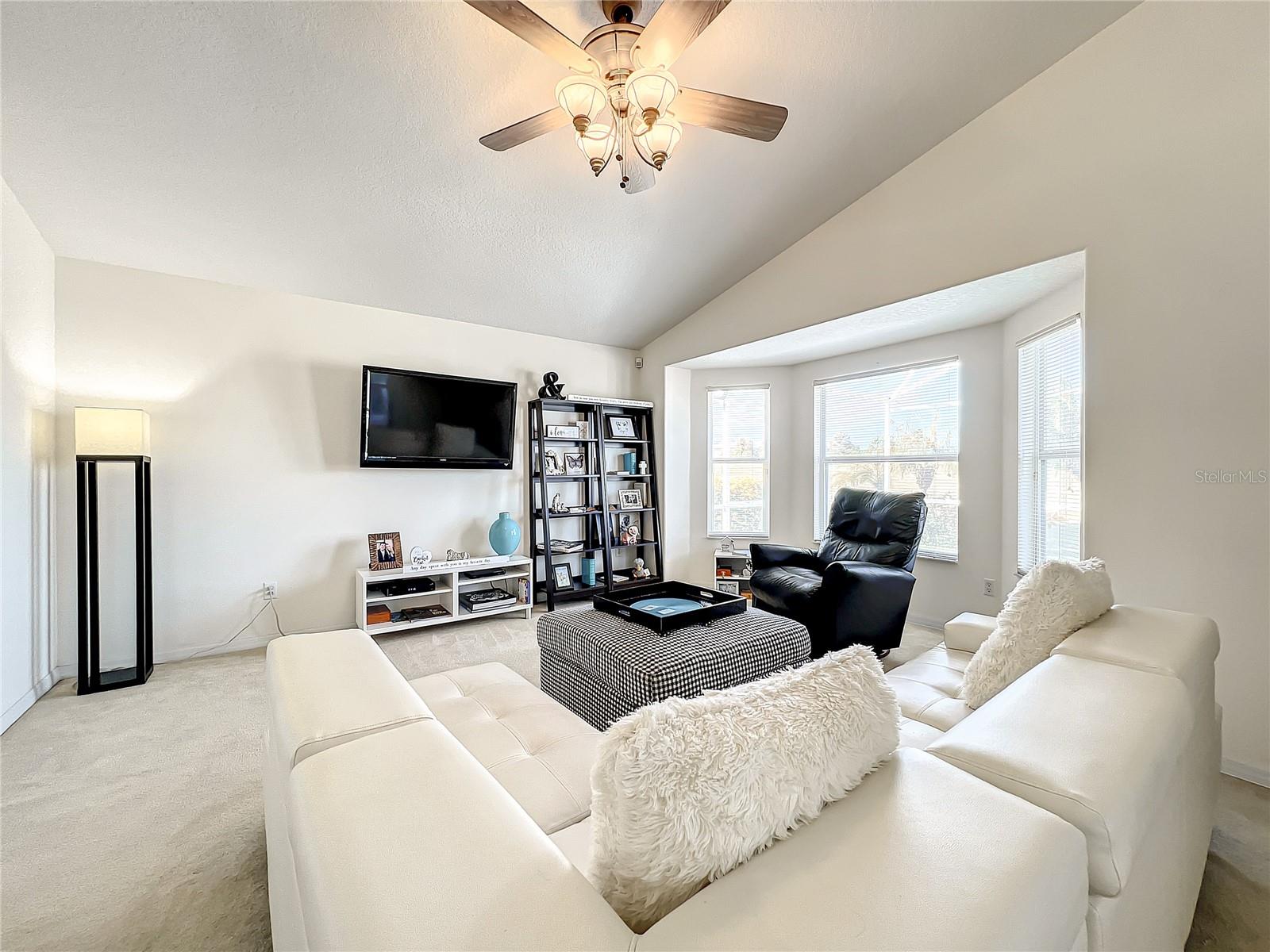 Great room features Bay Windows