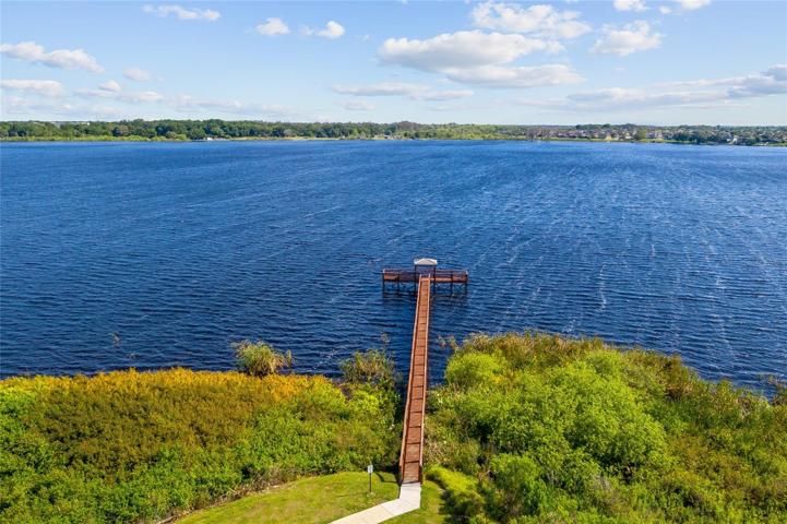 Community waterfront to Black Lake