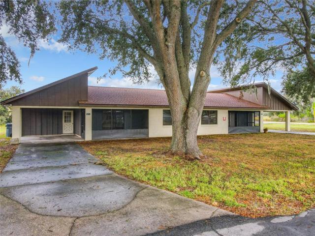Front view of the duplex.Great location in Crooked Lake Park and close to Warner & Webber College and Bok Academy where there is a high demand for rentals.