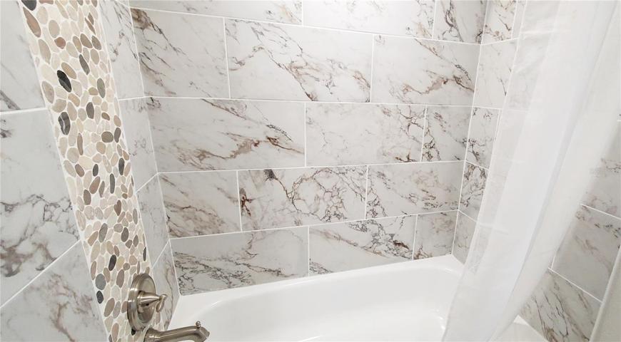 NEW TUB/SHOWER