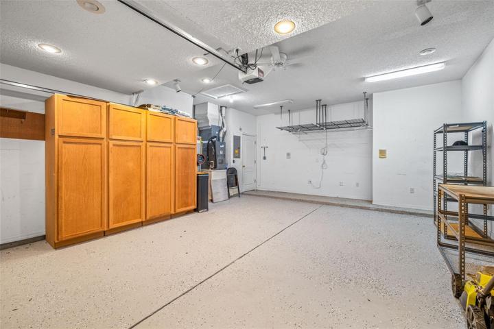 2 Car Garage