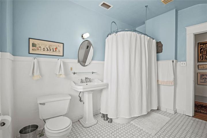 1170