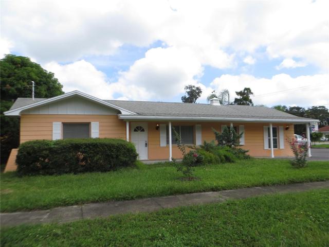 3/2 Home with 1700 sq. ft.
