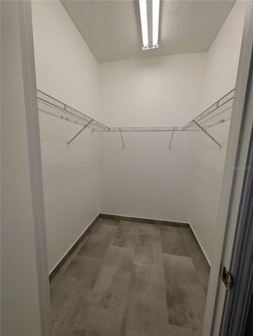 walk in closet