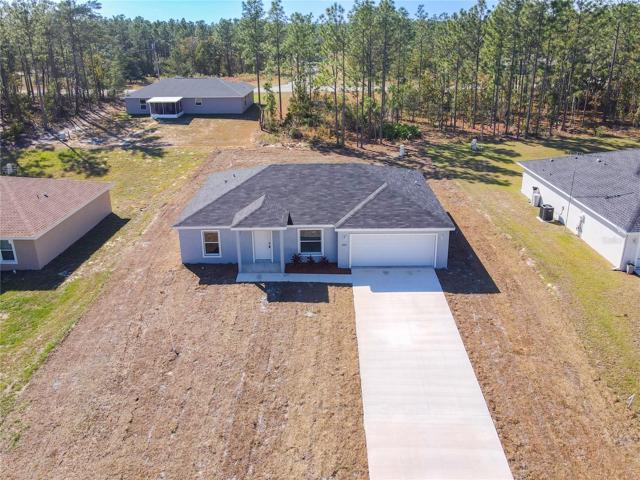 Spacious Lot & Plenty of Parking