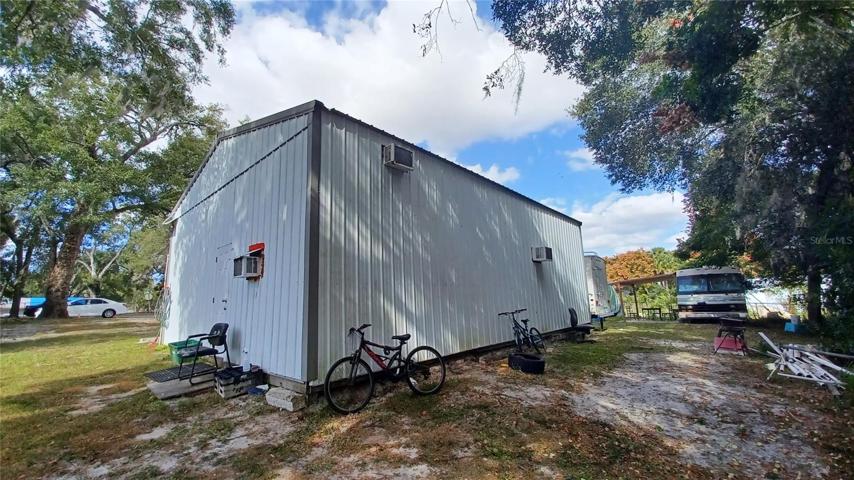 Back view of lot and garage