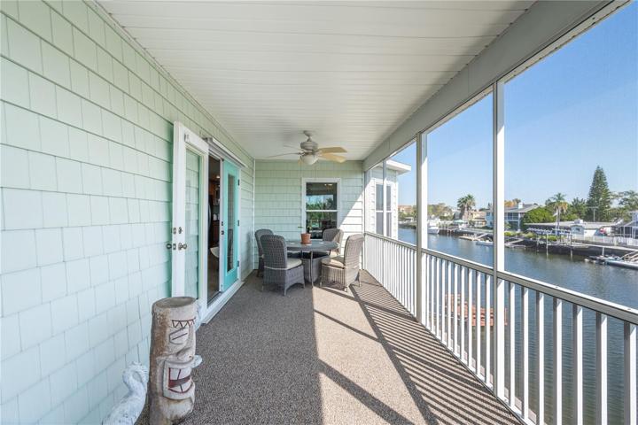 Huge screened in balcony