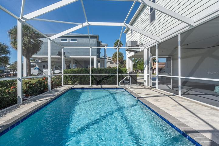 Screened in Private Pool