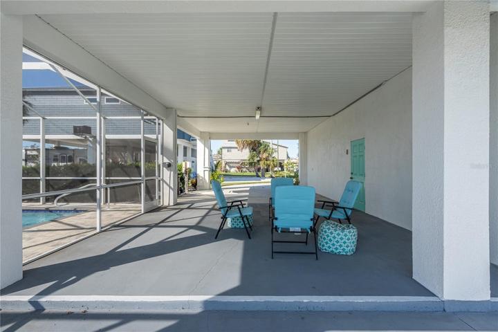 Covered area/carport