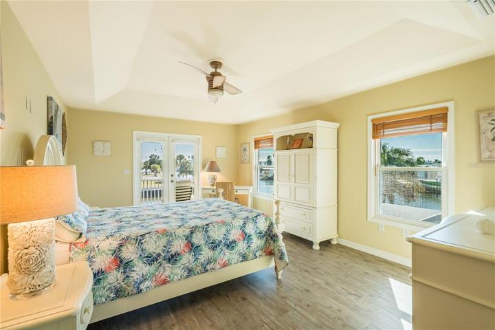Spacious & Bright