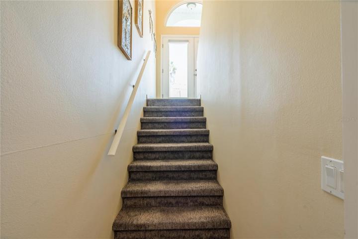 Entry way foyer