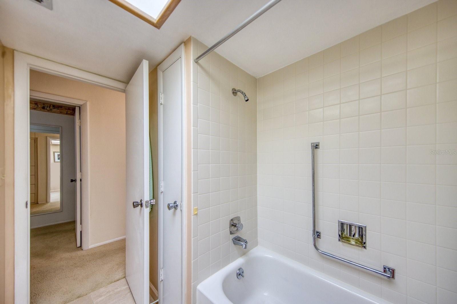 Tub/shower in hall bathroom &amp; a linen closet too~
