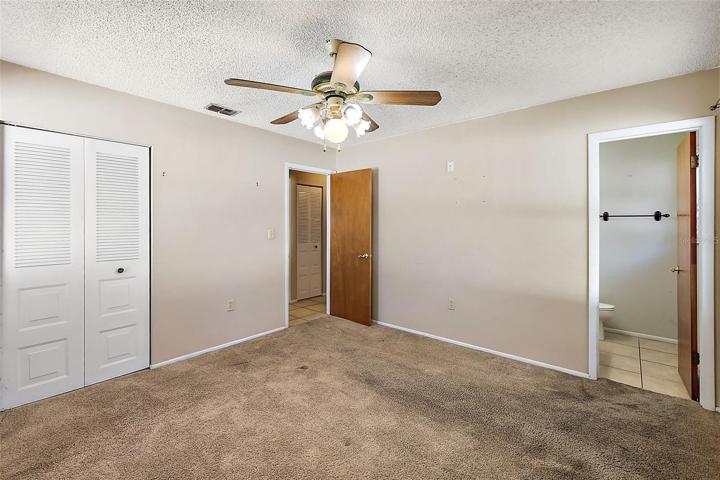 Master Bedroom w/Closet