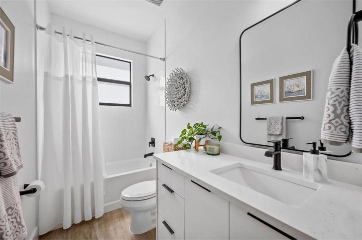 Main Bath