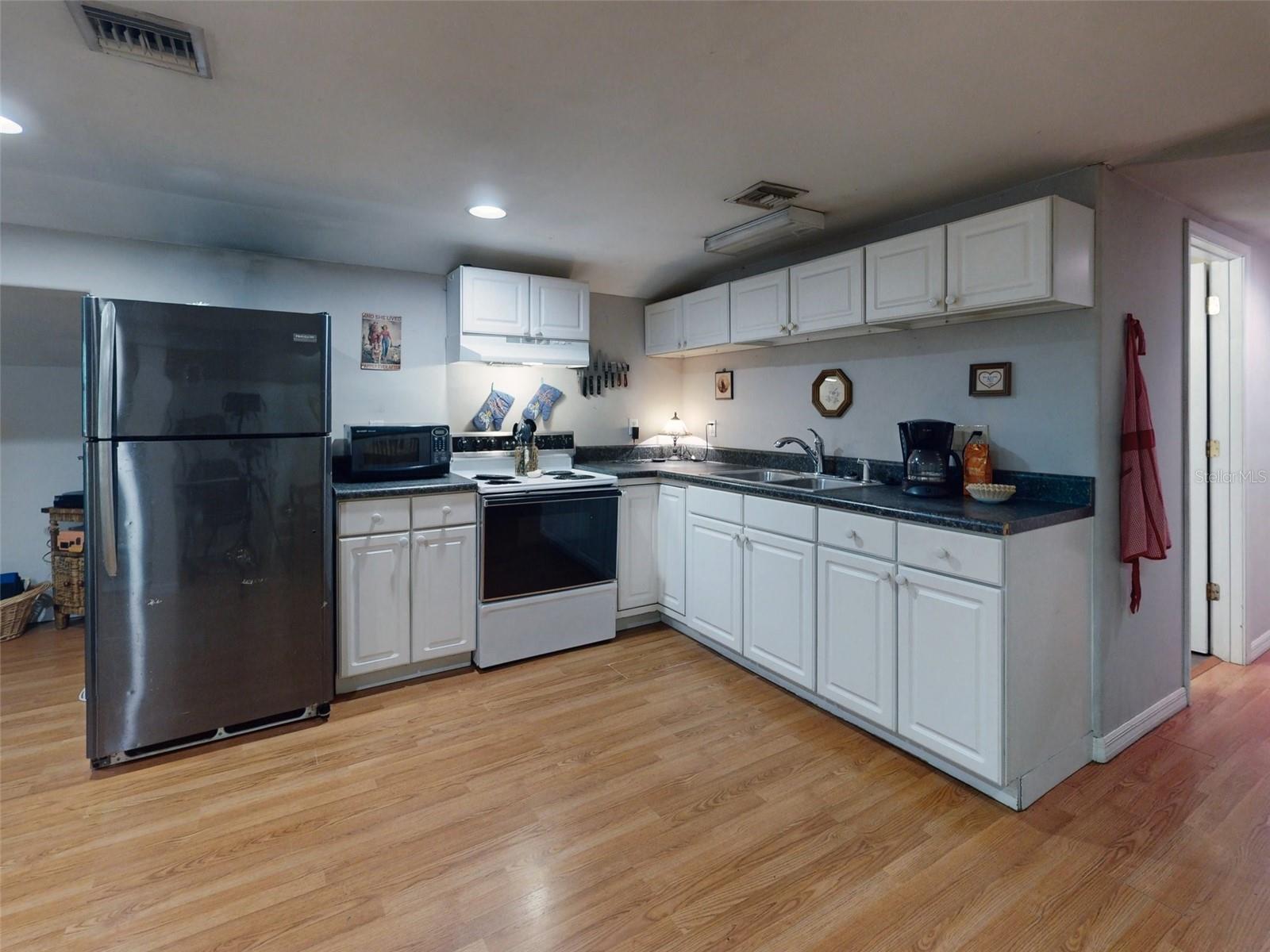 Barn upstairs apartment kitchen